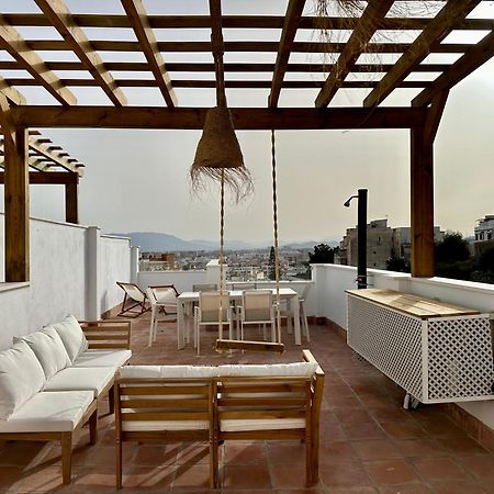Atico Con Solarium Y Bbq Cerca Del Centro 6 Pax Daire Málaga Dış mekan fotoğraf