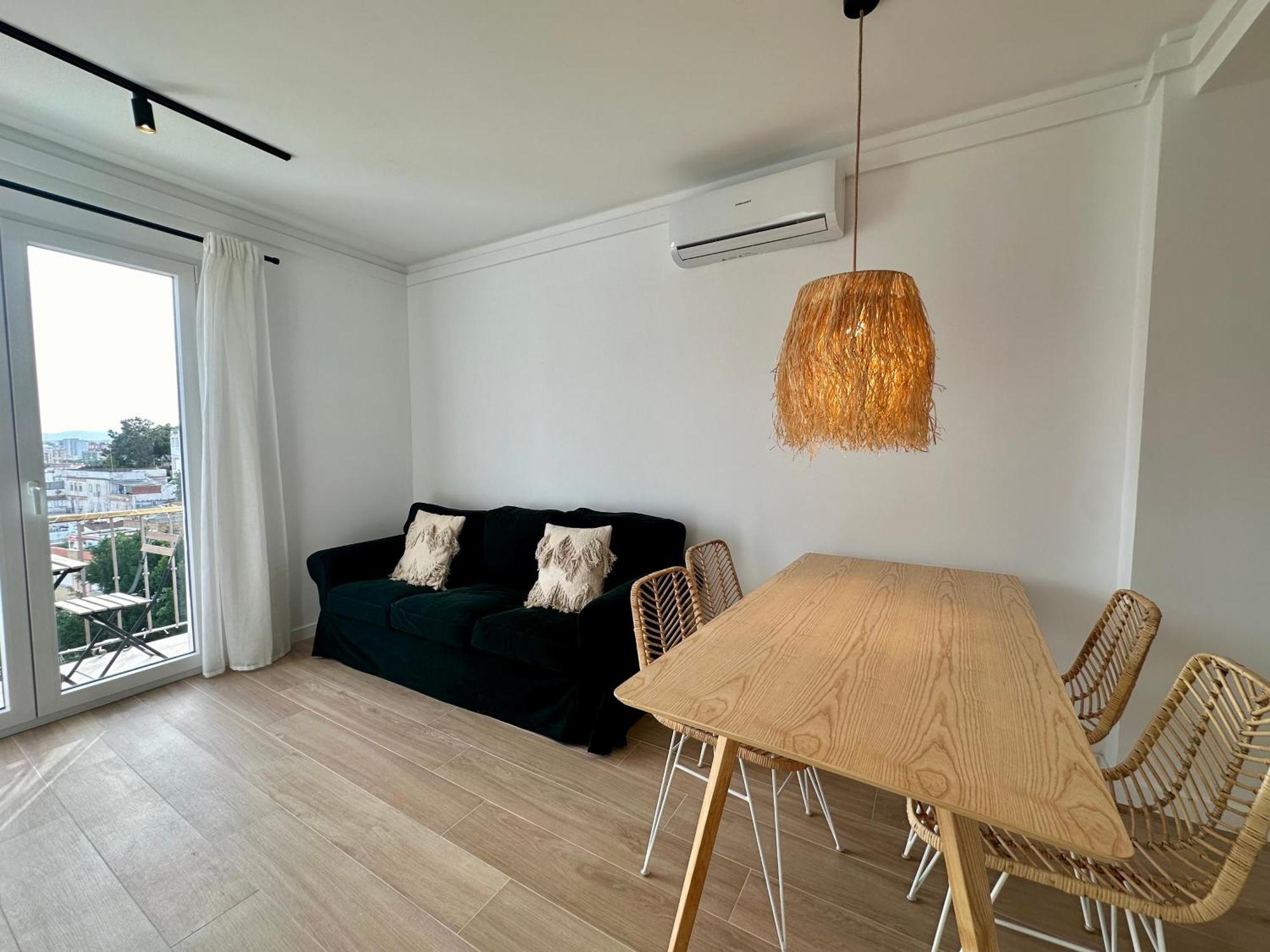 Atico Con Solarium Y Bbq Cerca Del Centro 6 Pax Daire Málaga Dış mekan fotoğraf