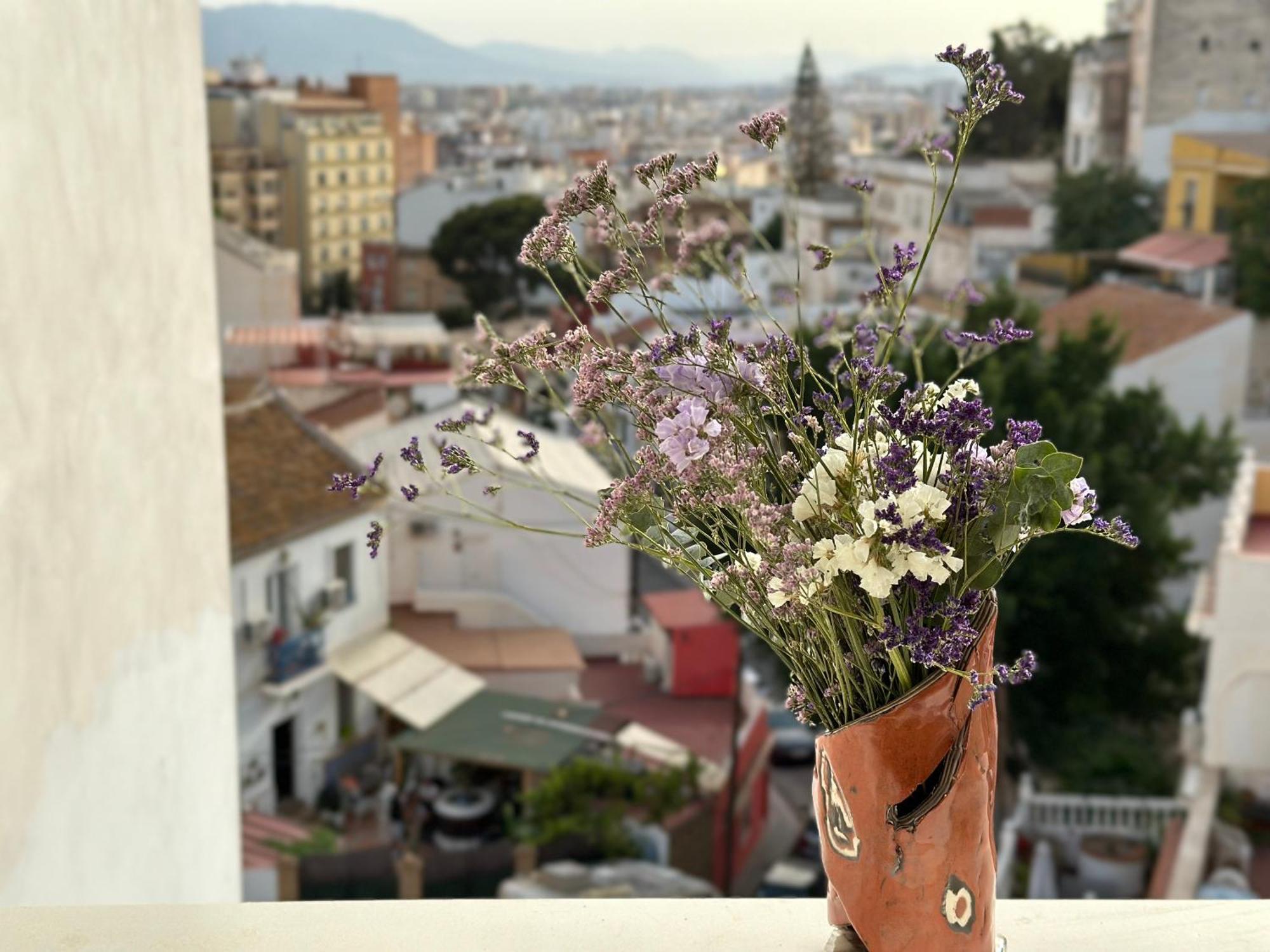 Atico Con Solarium Y Bbq Cerca Del Centro 6 Pax Daire Málaga Dış mekan fotoğraf
